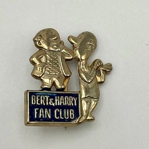 RARE Vintage 1950’s Piels Burt & Harry Fan Club Pin